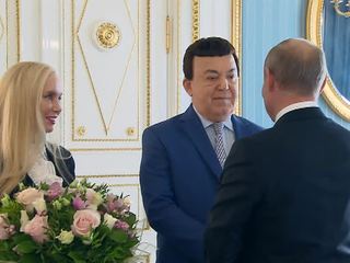 ����� ����� � �������� ��� � ������� ��� �������